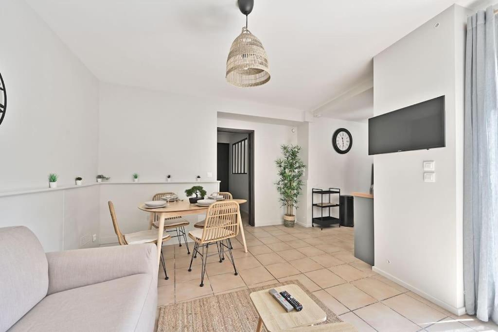 L'Olivier - 2 Terrasses - Clim Ac - Wifi - Proche Theatres Apartment Avignon Ngoại thất bức ảnh