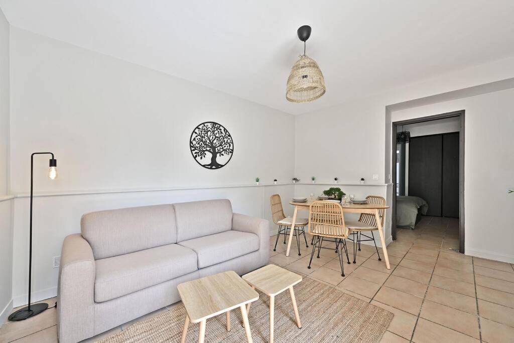 L'Olivier - 2 Terrasses - Clim Ac - Wifi - Proche Theatres Apartment Avignon Ngoại thất bức ảnh